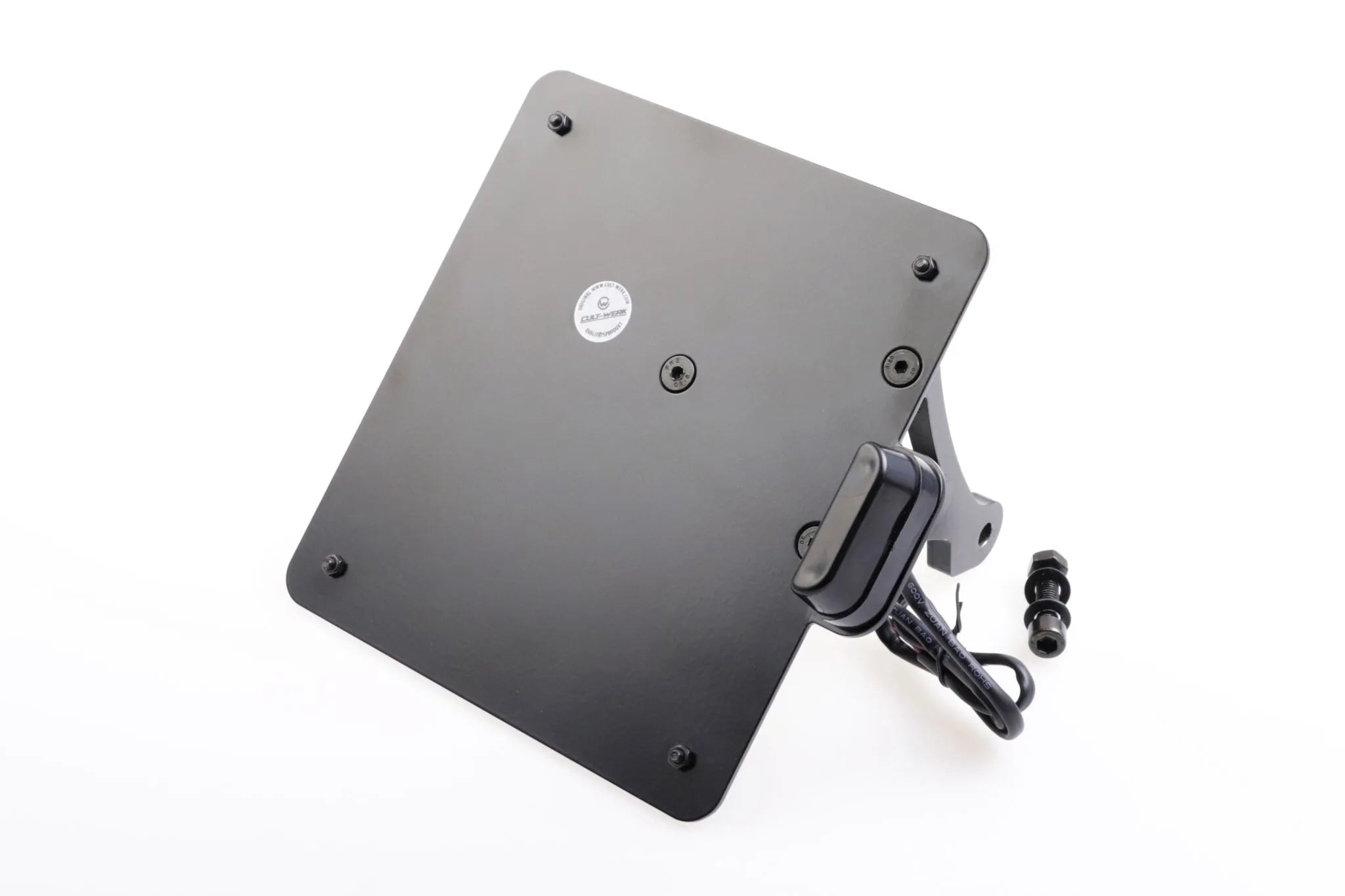 Cult Werk Kennzeichenhalter – Schwarz pulverbeschichteter Stahl