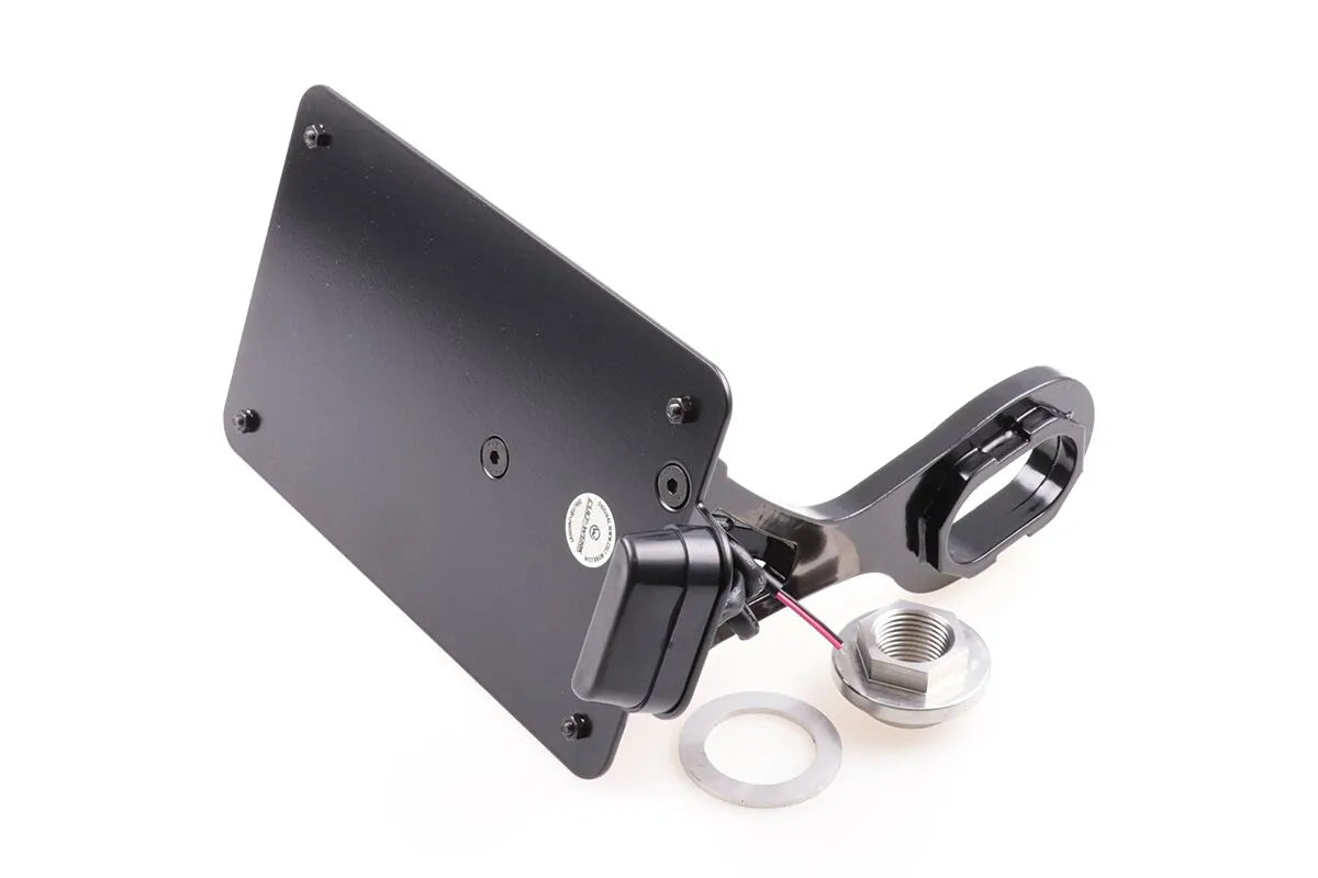 Cult Werk Kennzeichenhalter mit LED-Beleuchtung