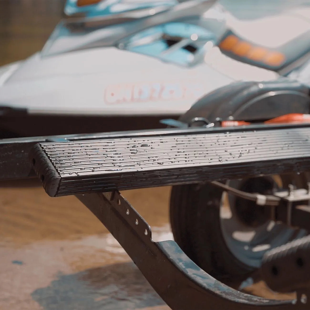 Caliber Bunk Wrap für Aluminiumboote