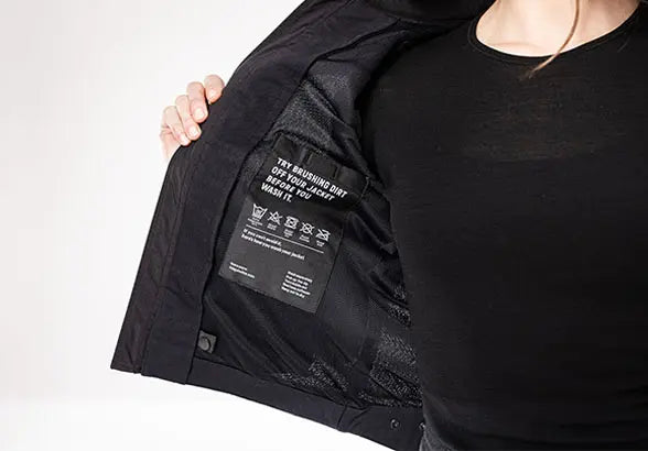 John Doe Damen Aero Mesh Jacke für sportliches Motorradfahren - Schwarz