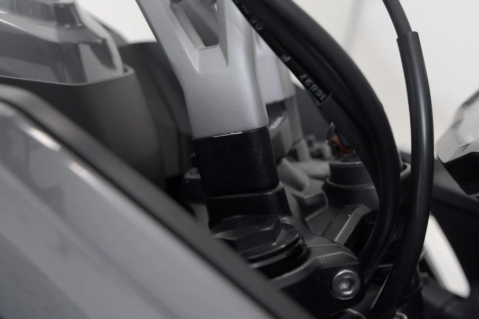 Sw-motech 30mm Lenkererhöhung