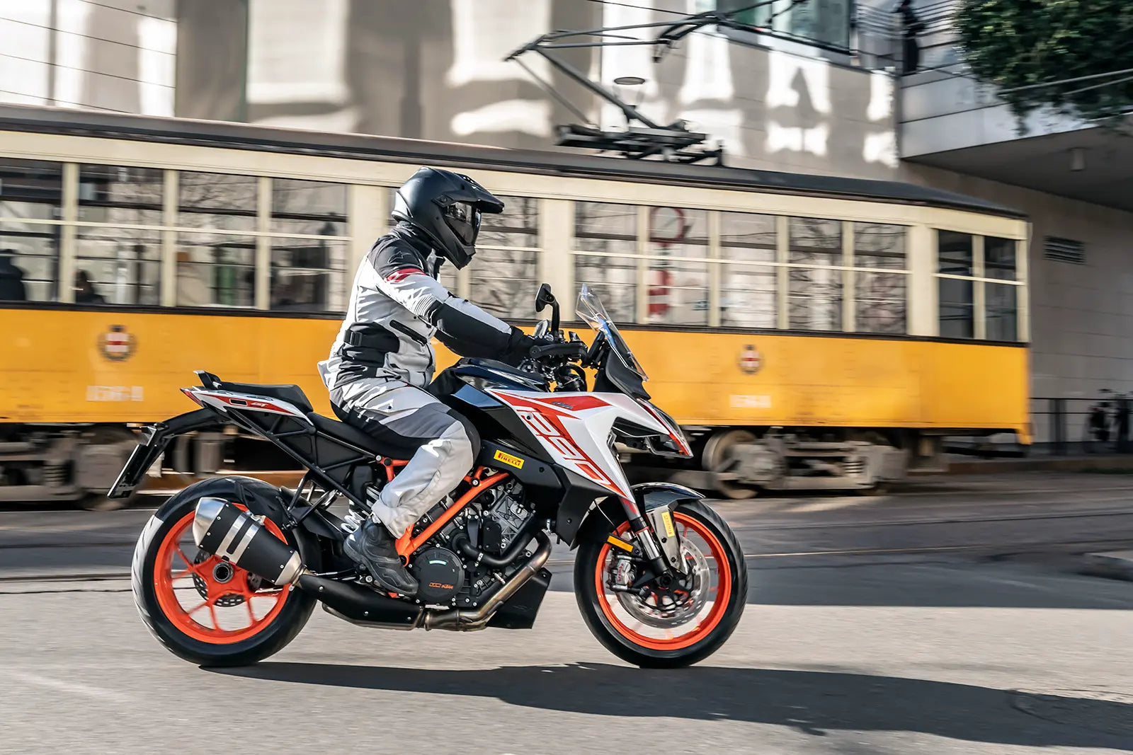 Pirelli Angel GT II Reifen 120/60ZR17 Vorderachse