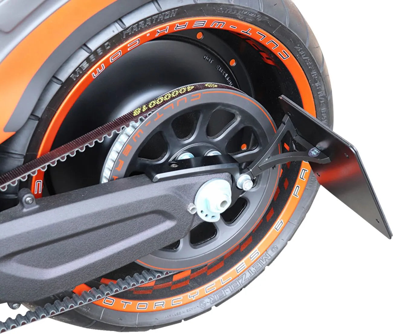 Cult Werk Kennzeichenhalter mit LED-Beleuchtung