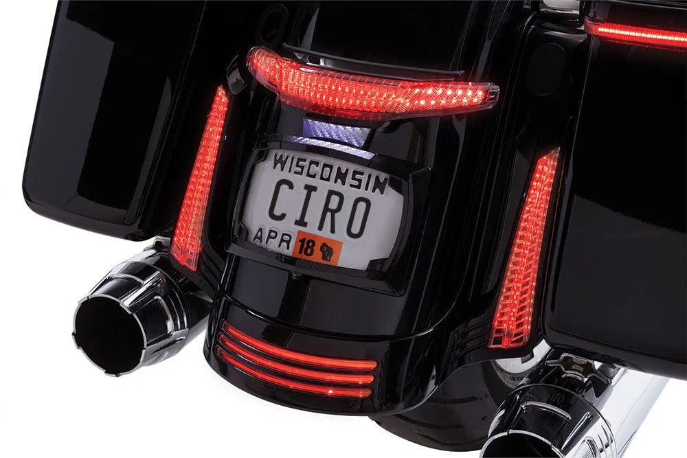 Ciro Latitude LED-Rücklicht &amp; Kennzeichenhalterung für Harley-Davidson