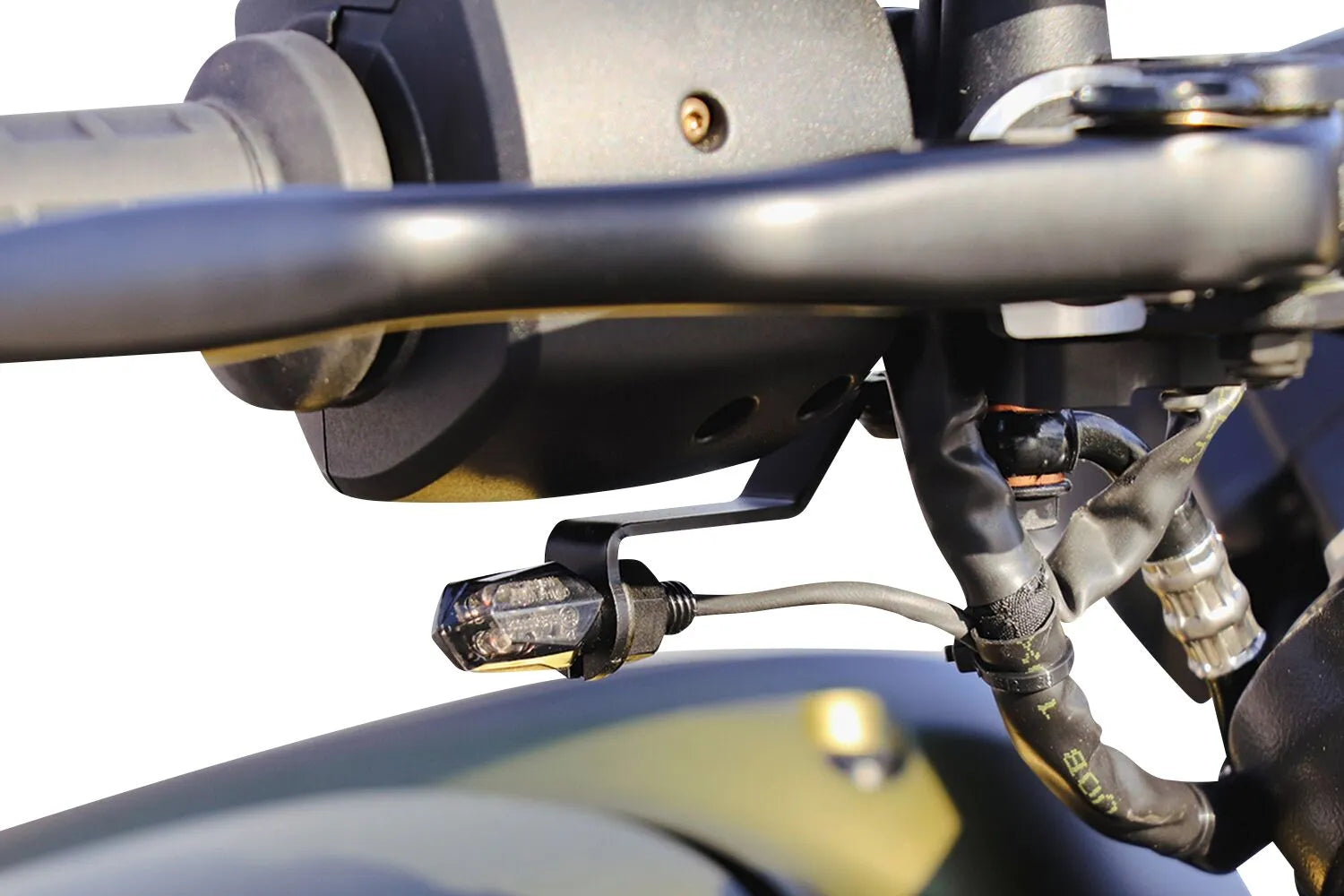 Cult Werk Blinkerhalter – Schwarz