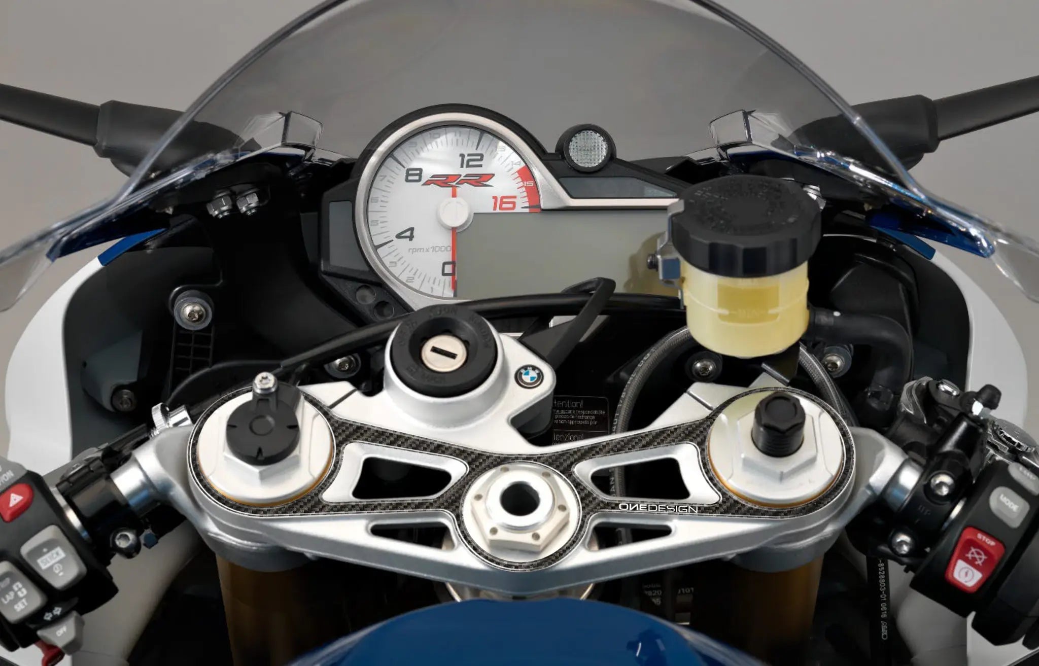 Onedesign Jochschutz mit Carbonfaser-Grafik für BMW