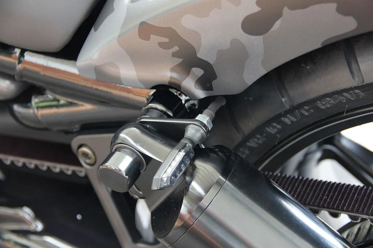 Cult Werk Blinkerhalter – Schwarz