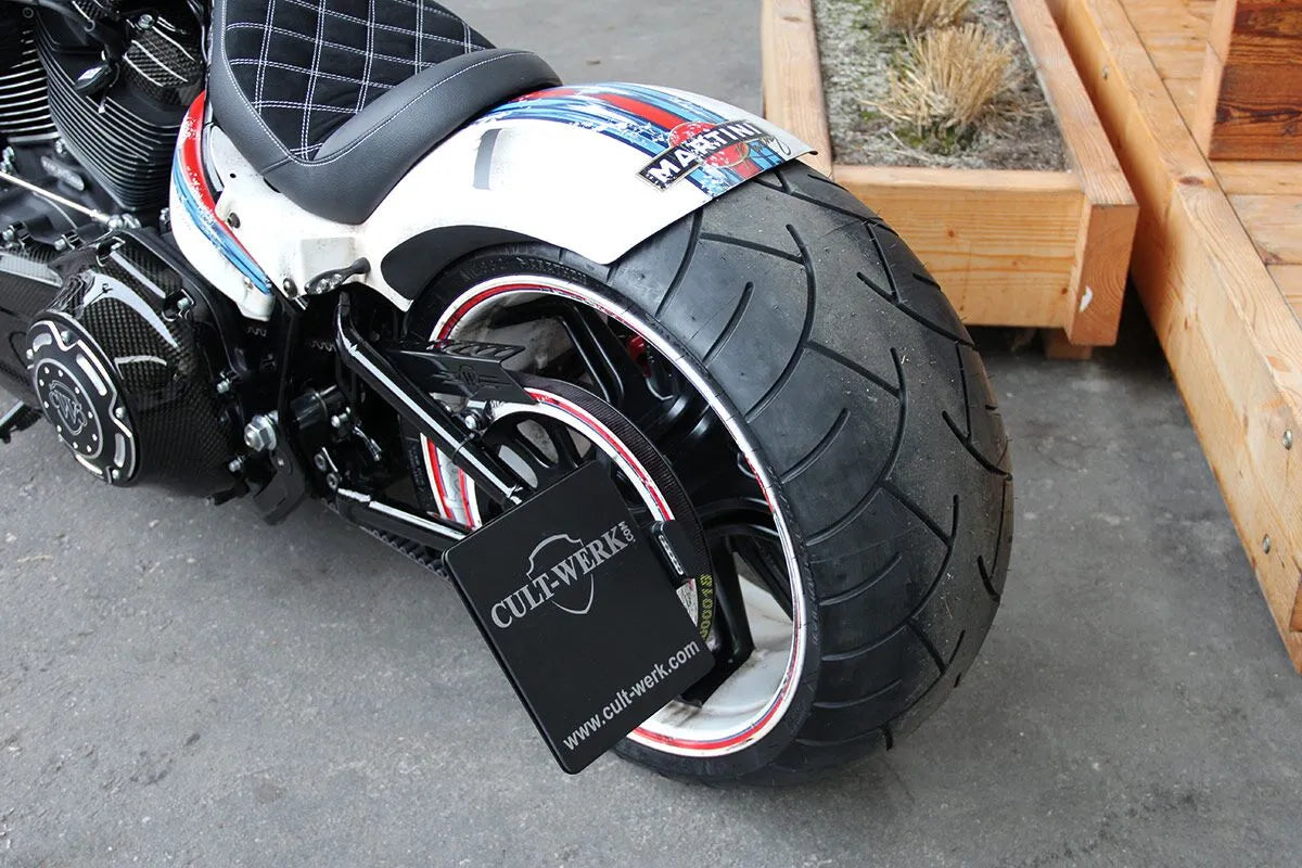 Cult Werk Kennzeichenhalter mit LED-Beleuchtung