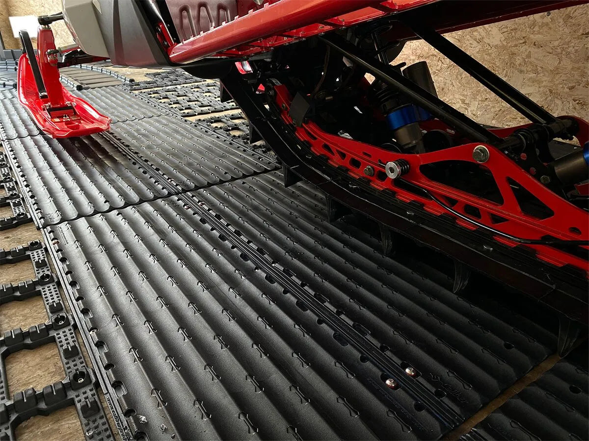 Caliber Lowpro Glides™ Anhängerbodenbelag – 12 Zoll breit, 16er-Packung