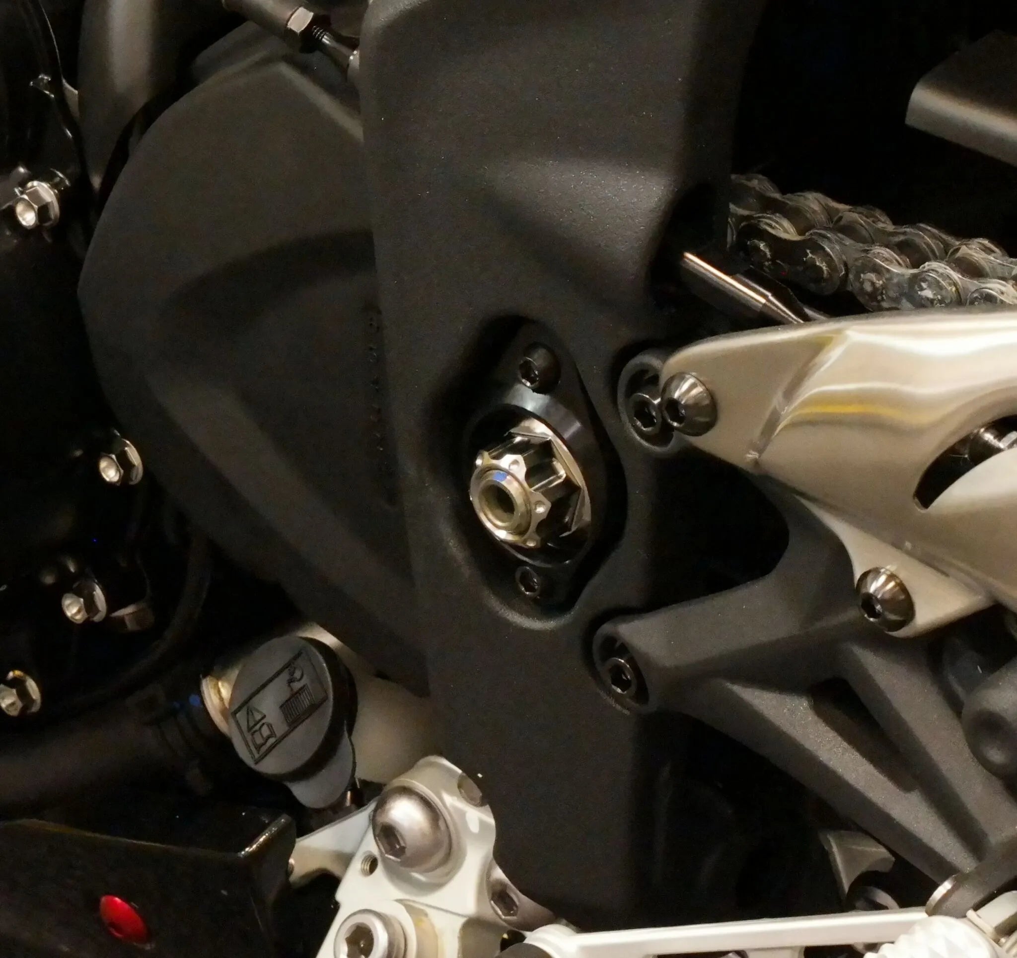 Pro Bolt Titan Achsmutter für Schwinge