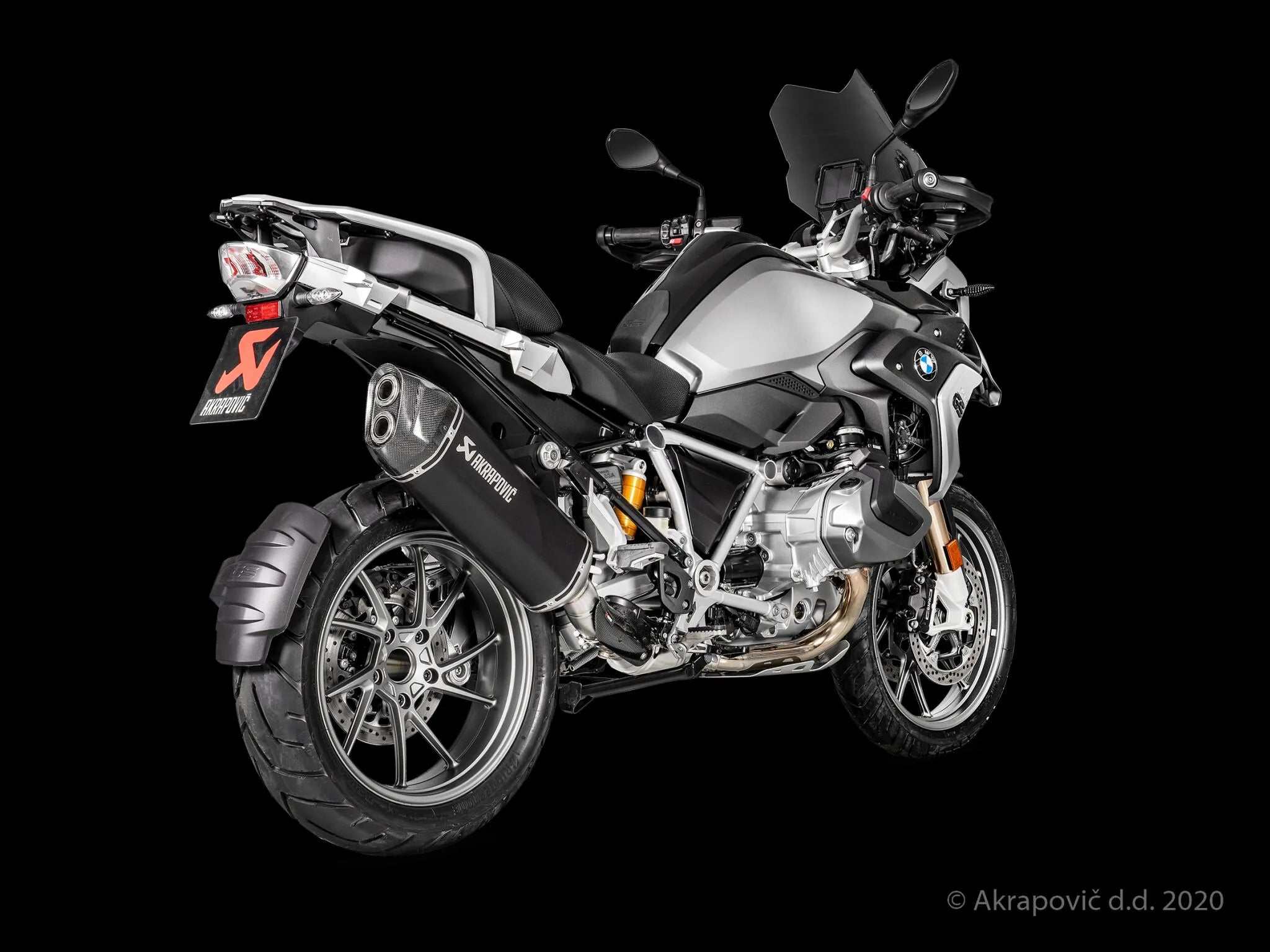 Akrapovic Slip-on Line Schalldämpfer Straße