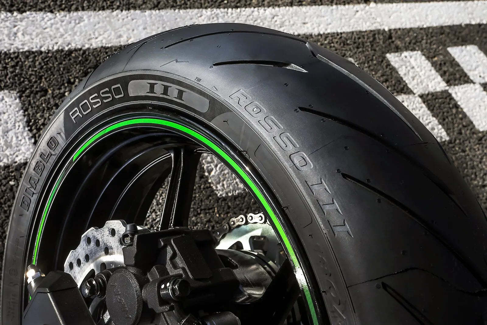 Pirelli Diablo Rosso III Reifen für Sportmotorräder