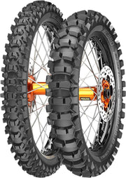 Metzeler Mc360 Mid-Soft-Reifen für Offroad-Einsätze
