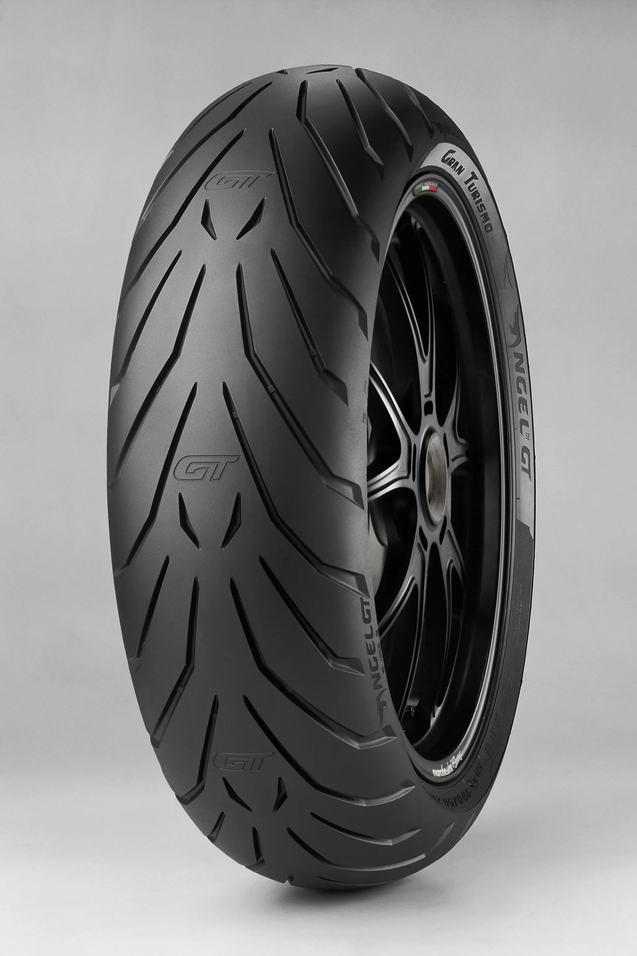 Pirelli Angel GT Reifen 190/55ZR17 Hinterreifen Sport Touring