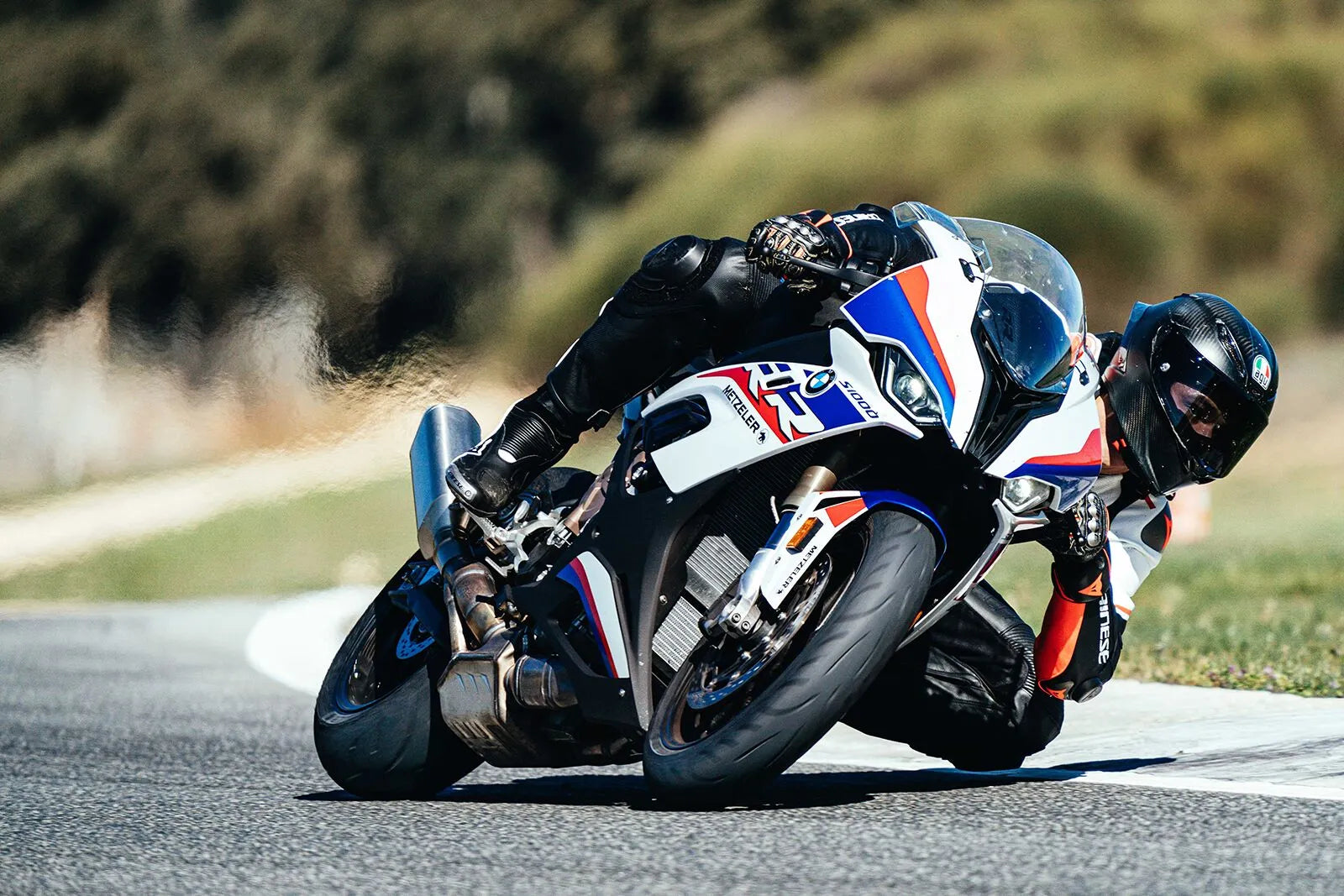 Metzeler Sportec M9 RR Vorderreifen 120/70ZR17