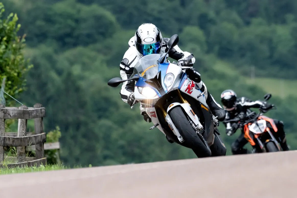 Continental Contiraceattack 2 Straßenreifen - 180/55ZR17 Hinterachse