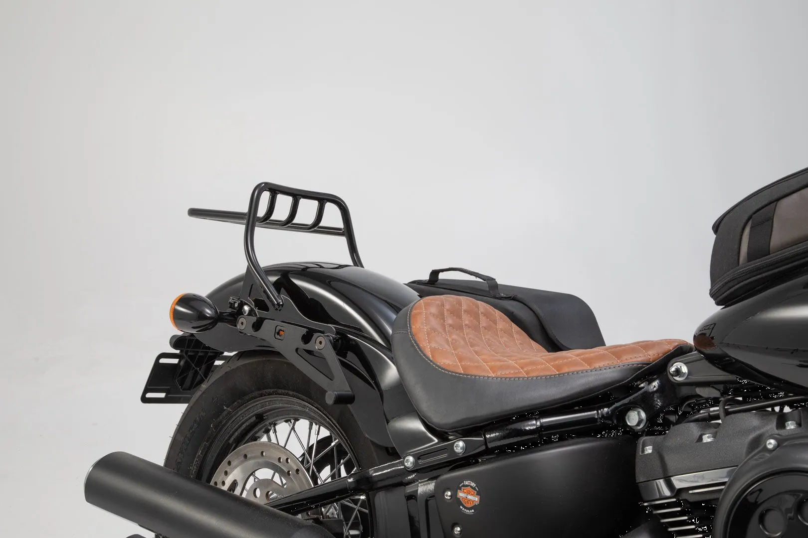 SW-Motech SLH Seitengepäckträger-Adapter-Kit für Softail