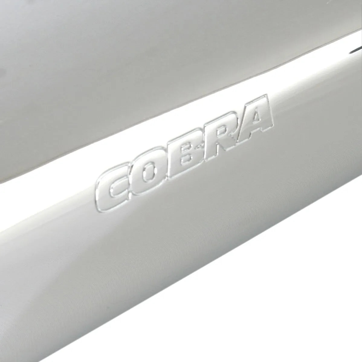 Cobra 4" Slip-on-Schalldämpfer für verbesserte Motorradleistung