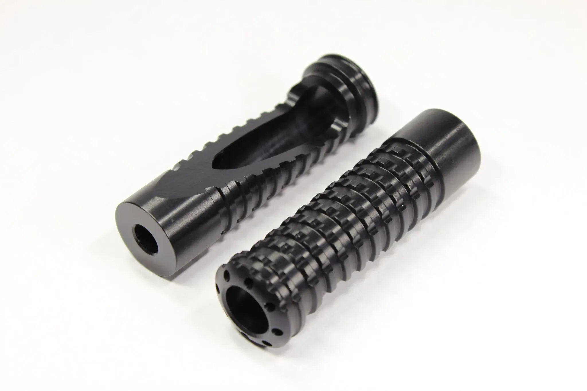 Gilles Tooling UF18 Fußraste – Schwarzes Aluminium