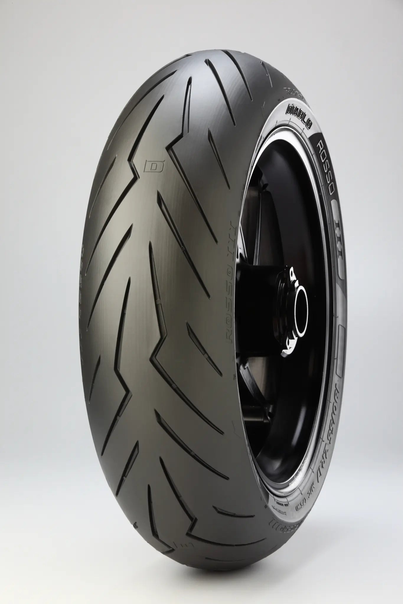 Pirelli Diablo Rosso III Reifen 140/70r17 hinten